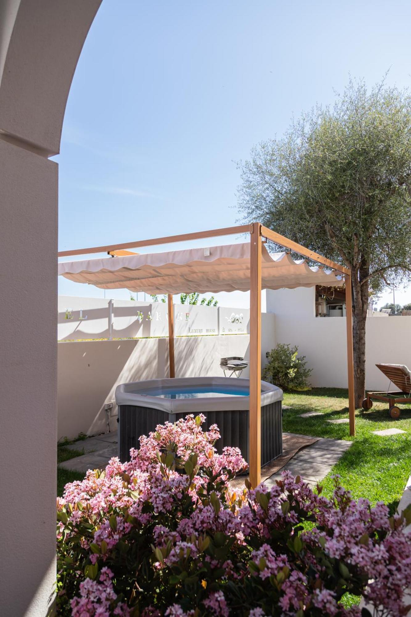 Residenza del Barone Luxury House&SPA - Pula, Sardegna Exterior foto