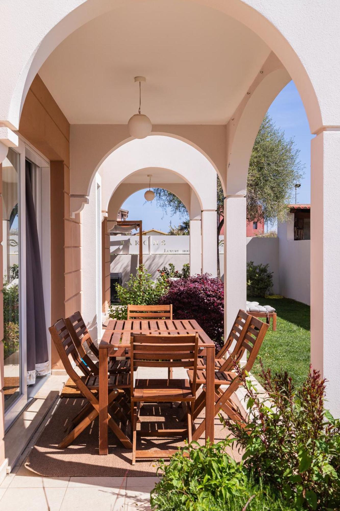 Residenza del Barone Luxury House&SPA - Pula, Sardegna Exterior foto