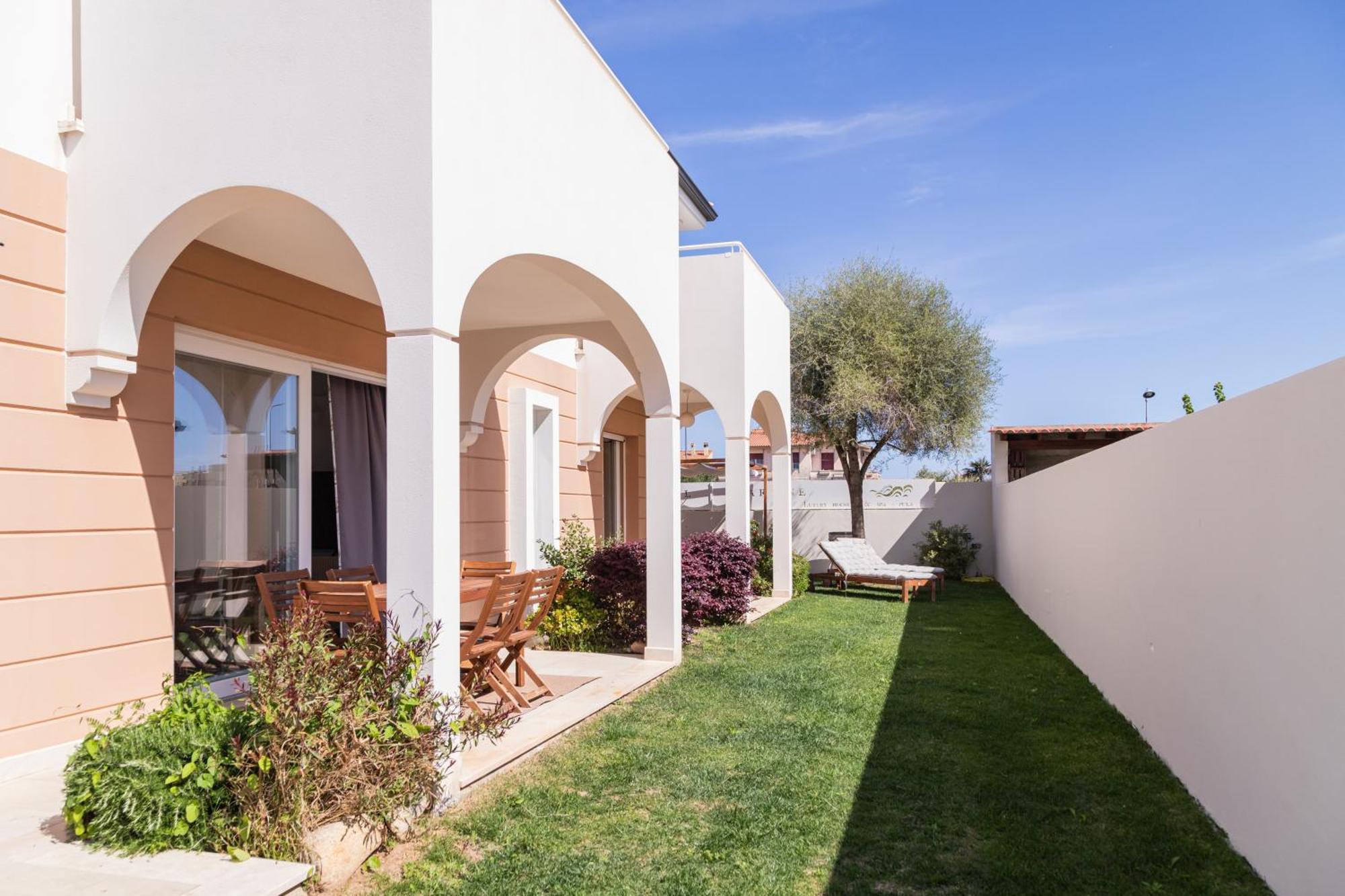 Residenza del Barone Luxury House&SPA - Pula, Sardegna Exterior foto